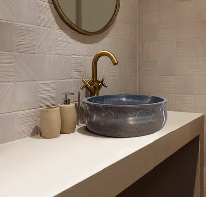 Como — natural stone basin