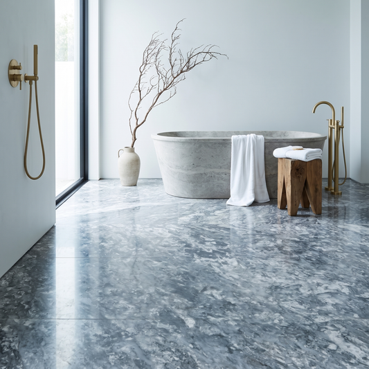 Keramos Blue marble floor in a striking bright bathroom