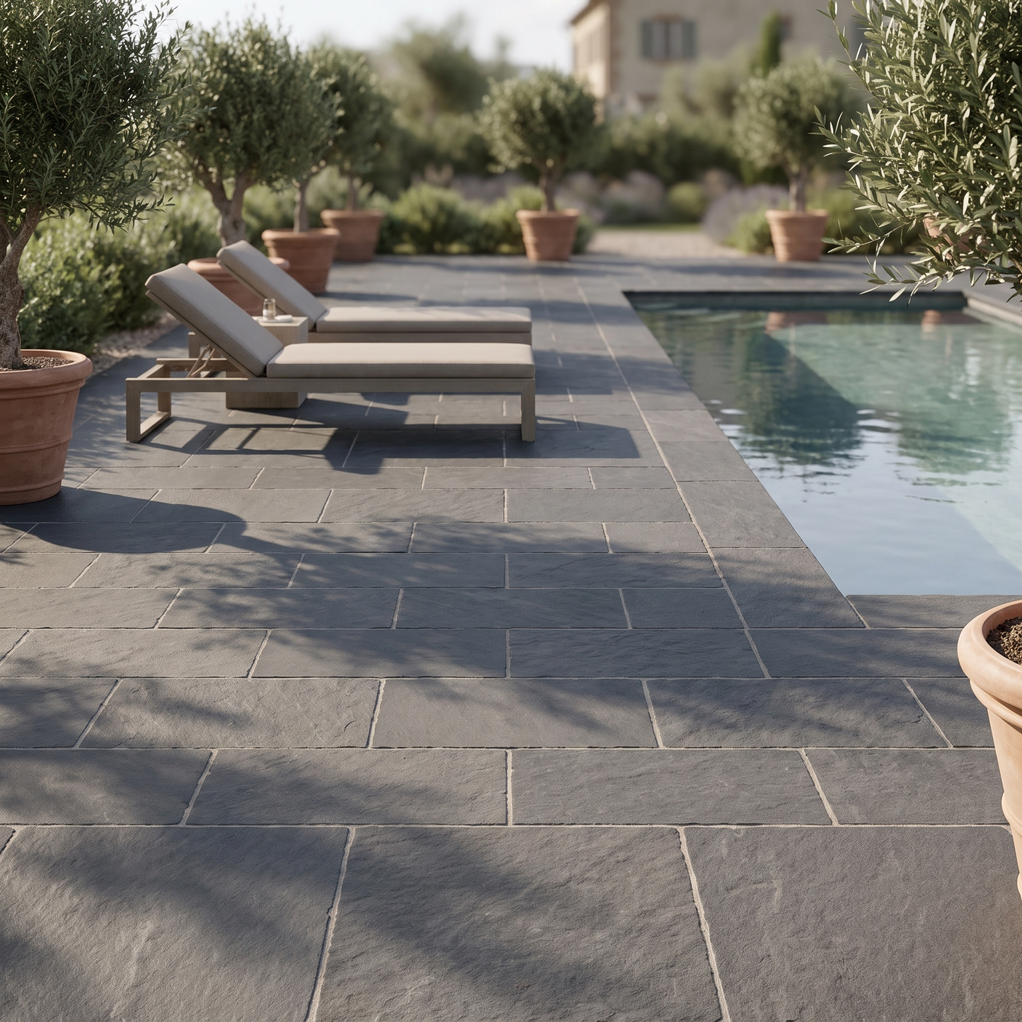 Neo Quarzite Anthracite porcelain paving in an outdoor setting