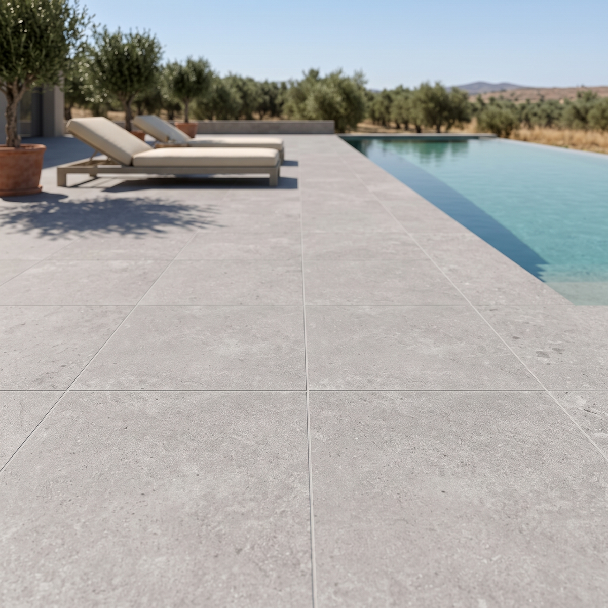 Charleston Beige porcelain paving in an outdoor setting